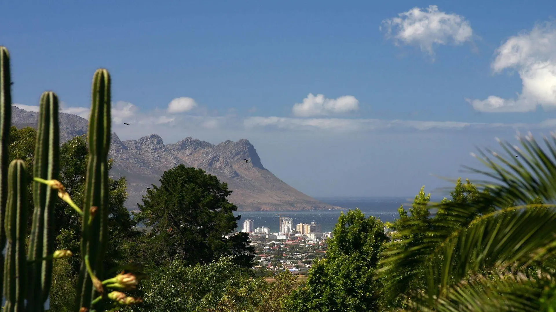Somerset Sights B&B Somerset West 4*,