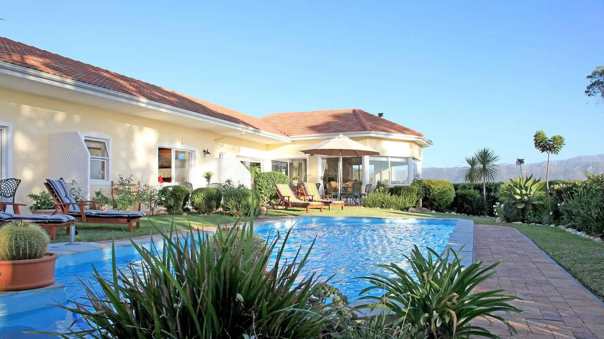 Somerset Sights B&B Somerset West Couette-café